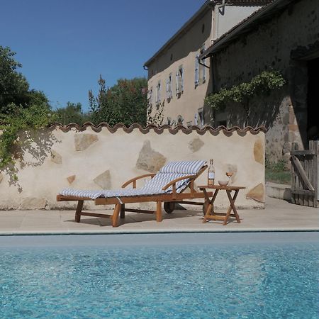 Les Picardies Lesterps Exterior foto